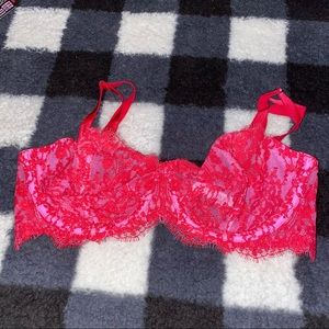 New with tags very sexy unlined Demi 34DD